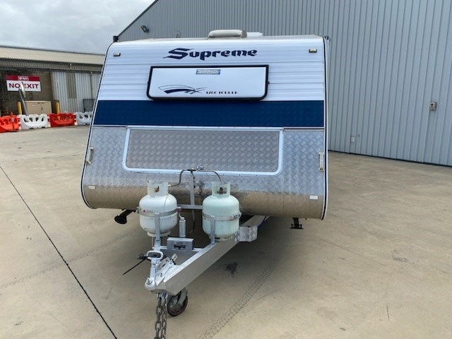 2010 Supreme 1760 Tourer Tandem