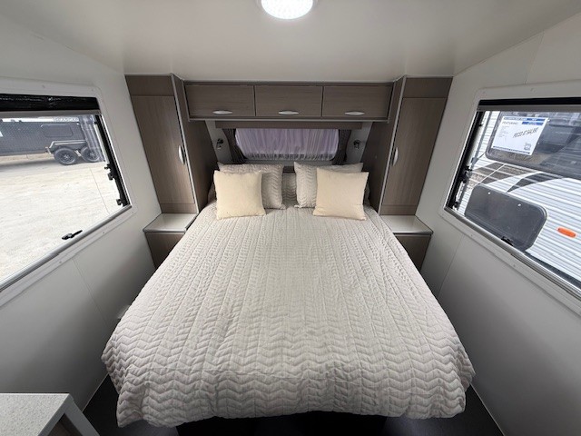 2016 Supreme Classic