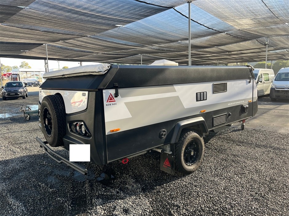 2020 New Age Wayfinder Family Adventurer