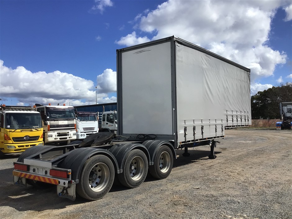 2021 Krueger ST338 Triaxle Curtainsider Lead Trailer