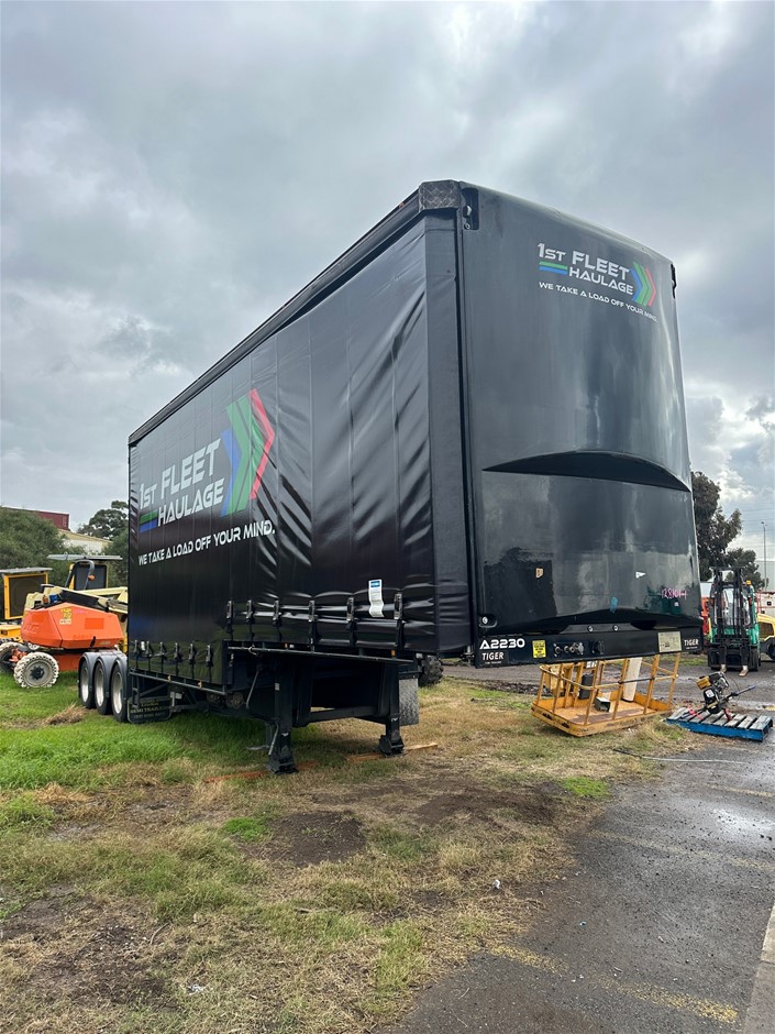 2022 Tiger Semi Trailers ST3 Triaxle Curtainsider Lead Trailer