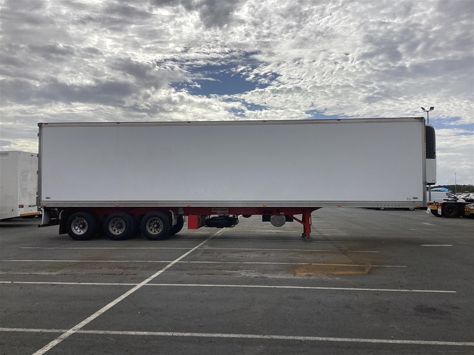 2023 MaxiTrans ST3 Triaxle Refrigerated Trailer