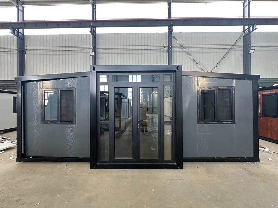 New Expandable Container House With Ensuite And Kitchen