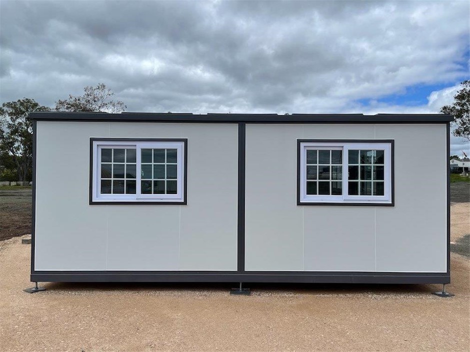 2023 New Expandable Container House with Ensuite