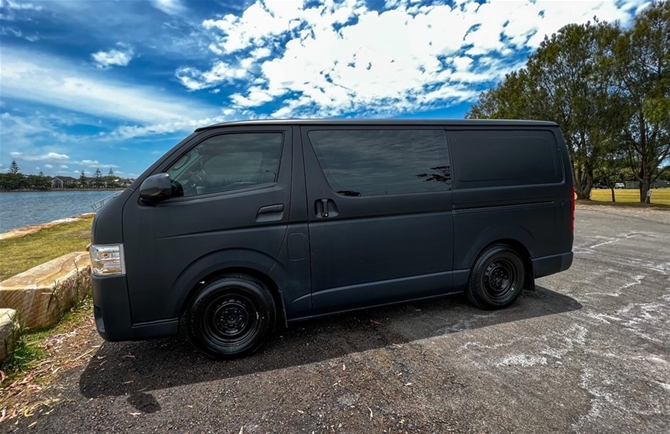 2016 Toyota Hi-Ace Camper Van