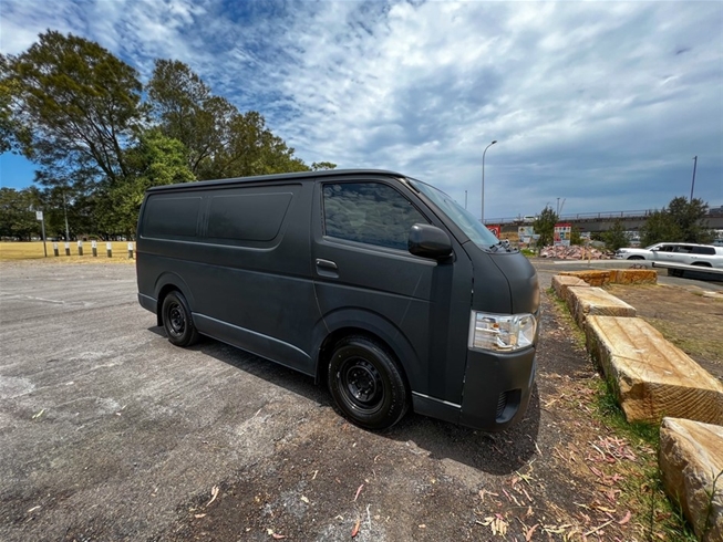 2016 Toyota Hi-Ace Camper Van