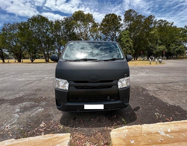 2016 Toyota Hi-Ace Camper Van