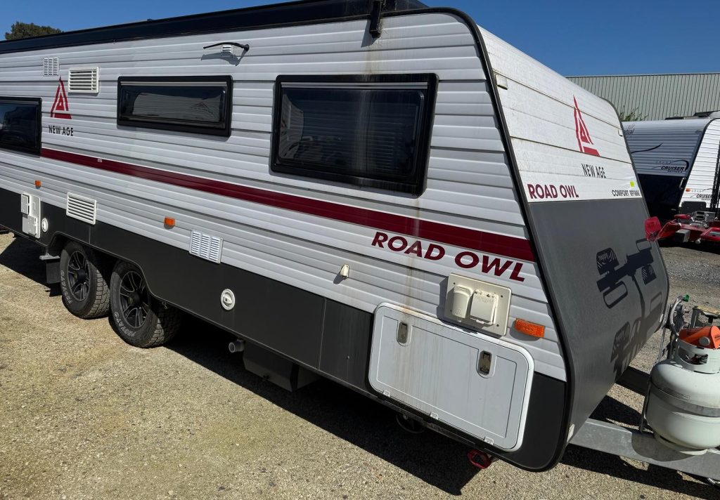 2021 New Age Caravans Road RP18BE